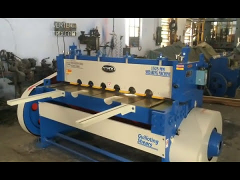 Metal Sheet Shearing Machine