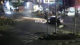 LIVE PEMANTAUAN CCTV SIMPANG 4 GADING live webcam