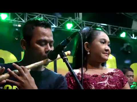 KUNANTI KAU DI PINTU SURGA - THE BEST DEWI PURNAMA - OM ADELLA CUMI CUMI AUDIO