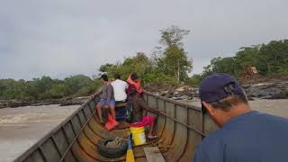 preview picture of video 'Climbing up "The Rail" - Cuyuni River'