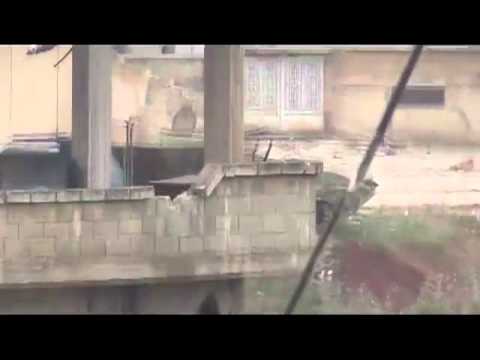 تدمير عربة مدرعة من قبل كتيبة الحمزة في الرستن في ريف حمص