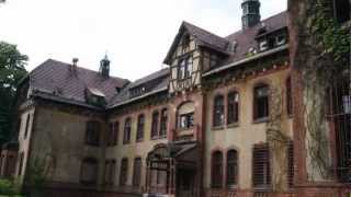 preview picture of video 'Lost therapy center Heilstätten Beelitz - Urbex Germany 2012'