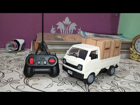 Gomzy Remote-controlled micro truck van spraying sound light double door unboxing 