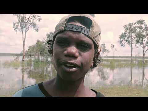 Gapu Raypiny - Gapuwiyak School (feat. Luke Liyamalka Gurruwiwi)