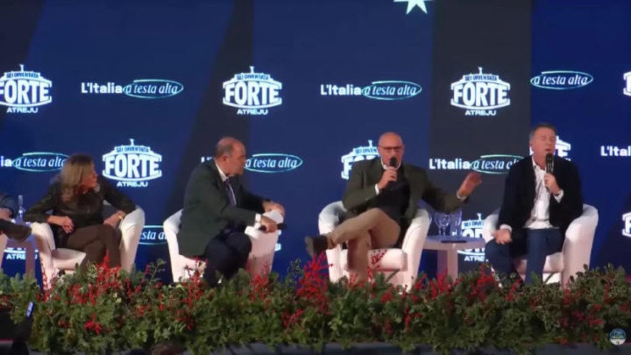 Premierato, Rampelli a Renzi: "Tua riforma non stava in piedi non sei credibile"