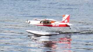 preview picture of video 'Multiplex Pilatus PC-6 on Floats at Flagstaff Lake'