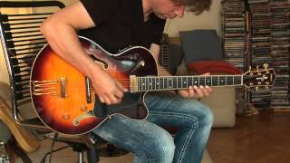 Video thumbnail for Yamaha AEX 1500 Part2 (direct into Mixing Desk) by GregsGuitars