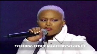 Eve featuring Faith Evans - &quot;Love Is Blind&quot; Live (2000)