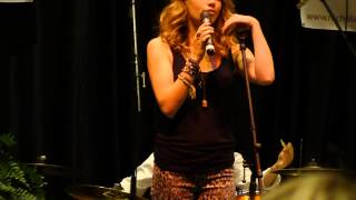 Everly - Girl in the Moon live at Nicholas Sparks Celebrity Family Weekend