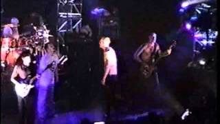 311 - Can&#39;t Fade Me (Live 2000)