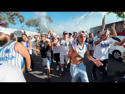 Máfia Azul presente na toca da Raposa 
