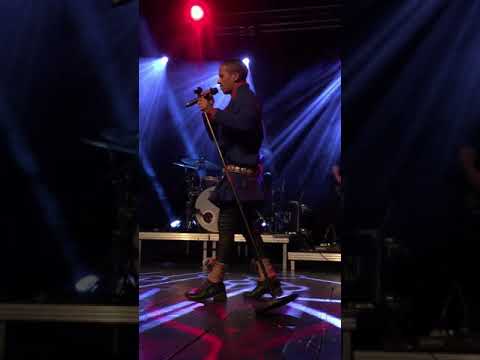 Jon Henrik Fjällgren - En värld full av strider