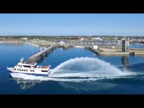 image-How long is the hydro-jet ferry to Mackinac Island?