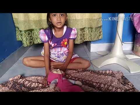 Aksi Sulap Zara dengan Boneka Hantu? Ada suara aneh dan lagu serem