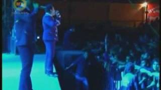 BANDA LA AUTENTICA  DE JEREZ    "  Y Por esa calle vive "