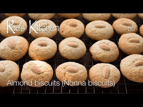 Almond biscuits (Nonna biscuits)