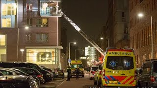 preview picture of video 'Dode bij schietpartij aan de Pieter van der Werfstraat in Geuzenveld Amsterdam-West'