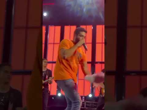 HENRIQUE CANTANDO ALTAS LOUCURINHAS #shortsvideo #shortsfeed #shortvideo #shorts