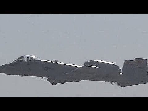 A-10C Thunderbolt II DEMO TEAM performance