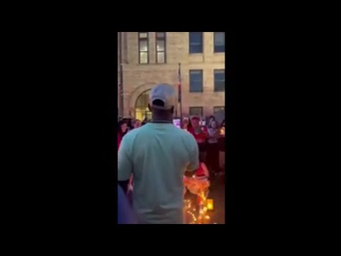 Davenport vigil attendees chant 'no justice, no peace'