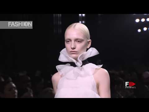 ROCHAS Fall 2019 Paris - Fashion Channel