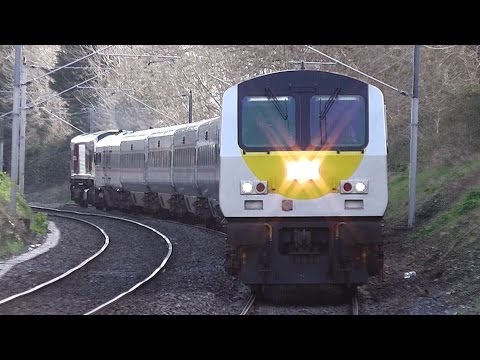 IE 201 Class Locomotive 207 + Enterprise 9002 - Raheny Station, Dublin