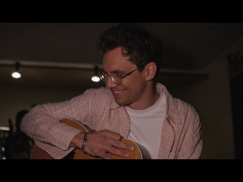 KAMRAD - Be Mine (Official Acoustic Video)
