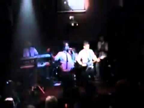 Rafael Dropulić Rafo SAŽETAK KONCERTA ( IN BAR LIVE ) Zašto Praviš Slona Od Mene