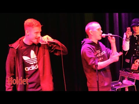 AP ft Bjerre - International Hyggegruppe (Live) fra Villa Råspåt's Jule HipHop event 2017