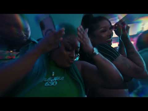 Shauna Controlla & Renee 6:30 - Shake It To The Max (Remix) (Visializer)