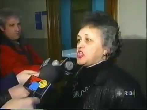 Yolande Ouellet au palais de justice (11 avril 2000)