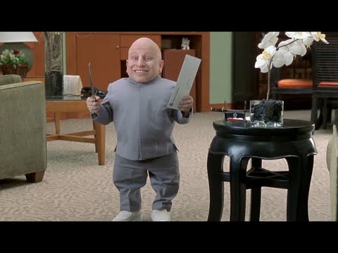 Austin Powers In Goldmember: Austin and Mini-Me.