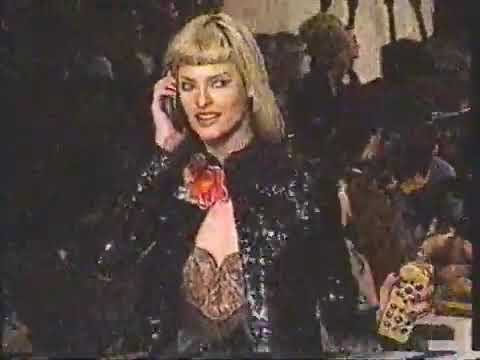 Chanel Fall 1994 fashion show
