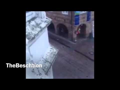 Der Mann aus dem Bus - Februar 2016- Mann aus dem Bus singt auf der Straße ft. Duettpartner