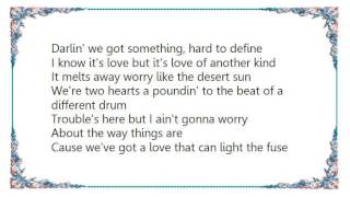 Lee Ann Womack - Trouble&#39;s Here Lyrics