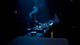 Kaskade drops the Digital LAB Remix of &#39;Call Out&#39; at Mansion Miami!