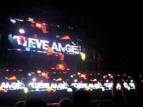 STeVe aNGeLLo LiVe @ 4TH & B # 7- Mick Kastenholt & Andrew Dee - Check This Out (Original Mix)