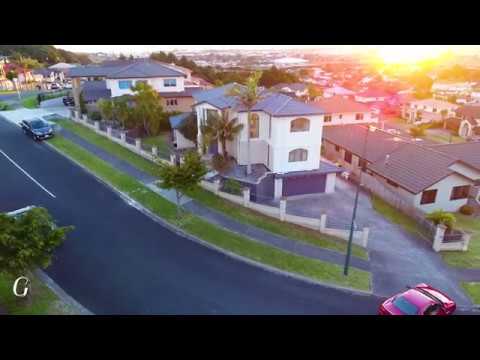 Larger Than Life in Totara Heights - 25 The Enclave, Totara Heights