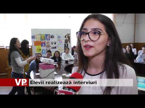 Elevii realizează interviuri