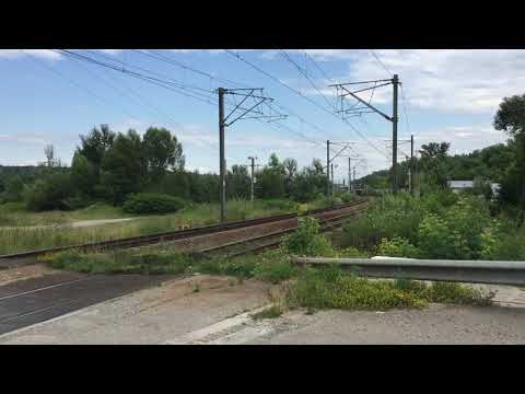 IR 1633 Bucuresti Nord - Brasov la iesire din statia Campina, 11.07.2019
