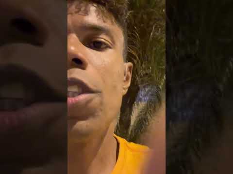 Eu Aproveitei andar de Patins na Praça de Apiacá ES na sexta-feira final de semana