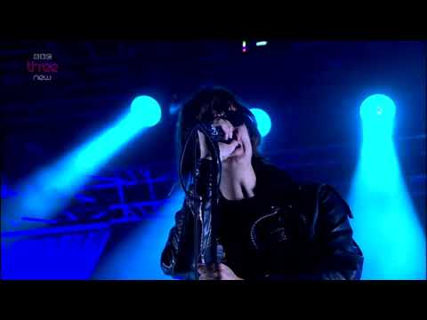 The Strokes - What Ever Happened (Reading 2011)