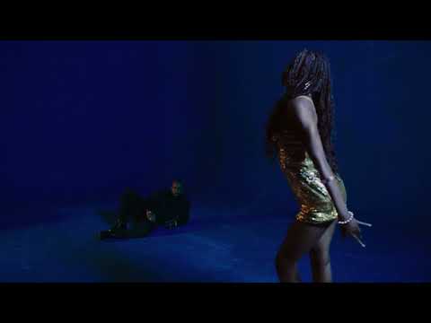 Kwaku Asante - Friday Night Lights (Official Visualiser)