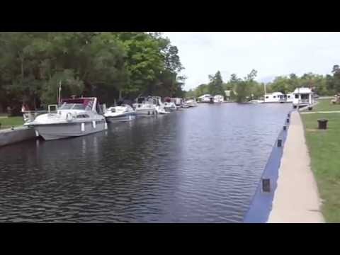 Bobcageon, Ontario - 4 - The Lock and Canal