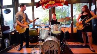 JW Jones Blues Band at the Blues City Deli