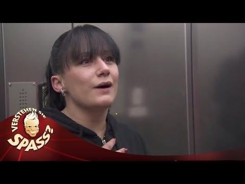 Fahrstuhl des Grauens mit Uschi Glas | Verstehen Sie Spaß?