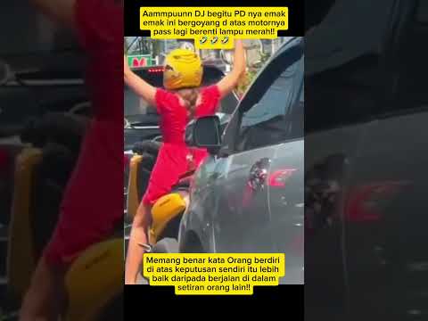 Gaya Bebas saat nyetir sendiri,#Short#automobile