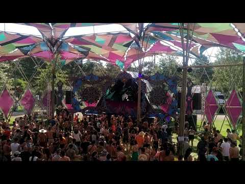 Burn in noise @ Terra Azul