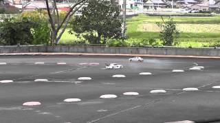 preview picture of video 'R/C DRIFT in SHINSHIRO Circuit 2012.11.01'