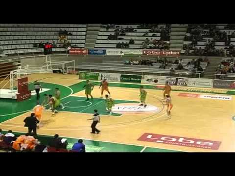 ORO LOBE HUESCA,85 - LEYMA BASQUET CORUÑA,65 (23/11/2012 0:00:00)